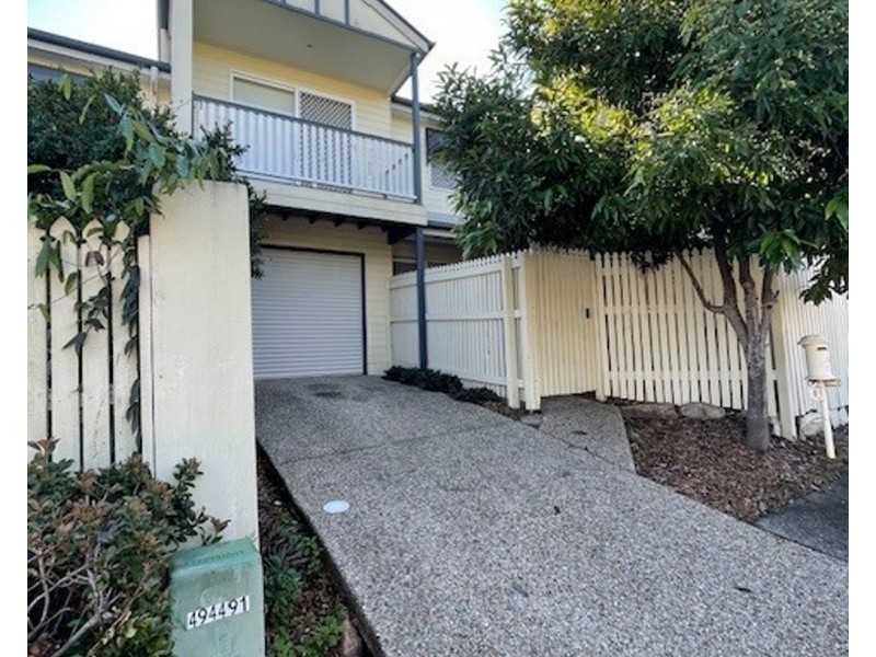 21 Brougham Street, Fairfield QLD 4103