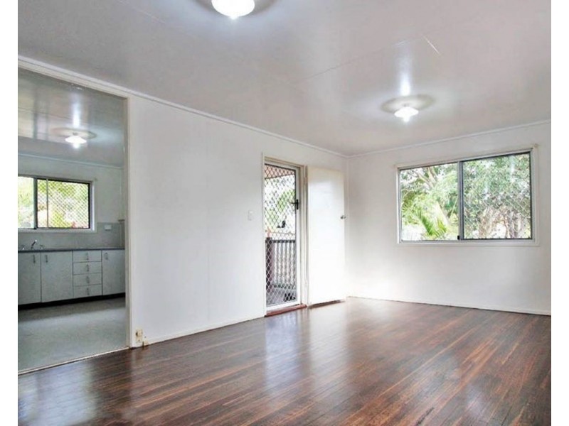 17 Bellevue Road, Goodna QLD 4300