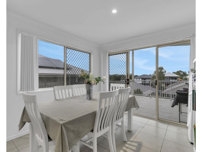 39 Wild Iris Terrace, Springfield Lakes QLD 4300