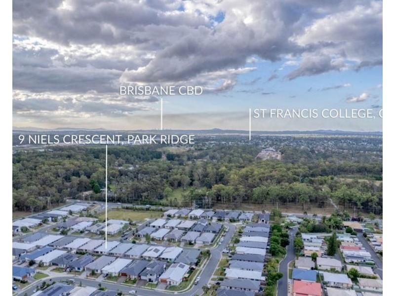 9 Niels Cres, Park Ridge QLD 4125