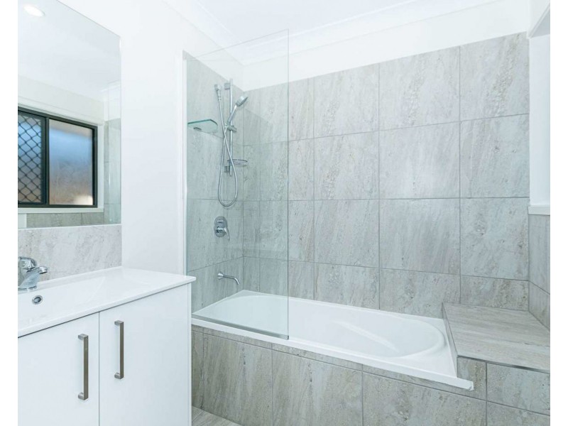 67 Caladenia St, Deebing Heights QLD 4306