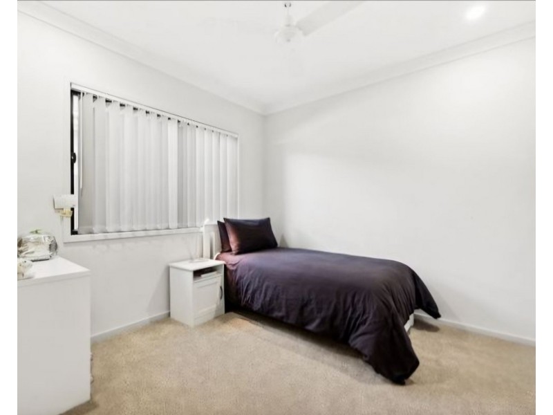 6 Palmer Road, Greenbank QLD 4124