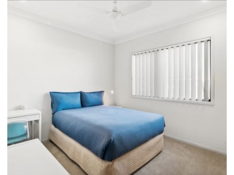 6 Palmer Road, Greenbank QLD 4124