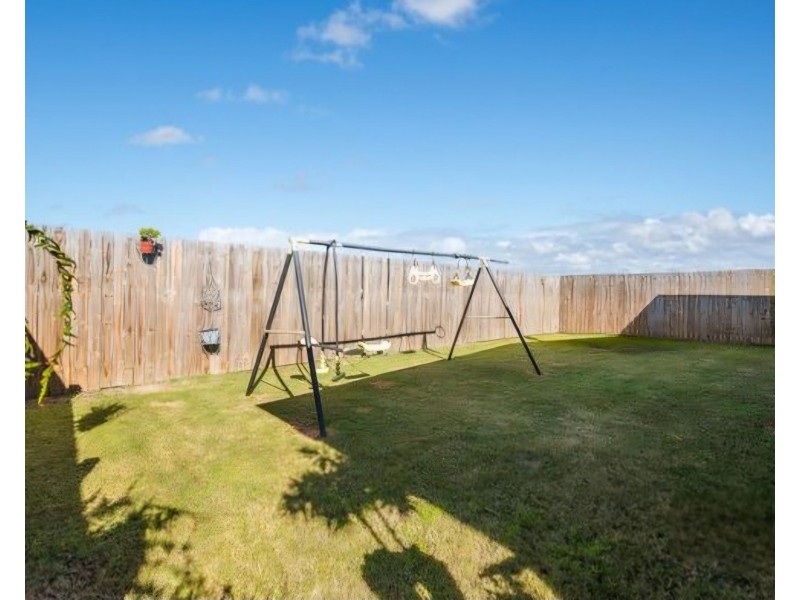 6 Palmer Road, Greenbank QLD 4124