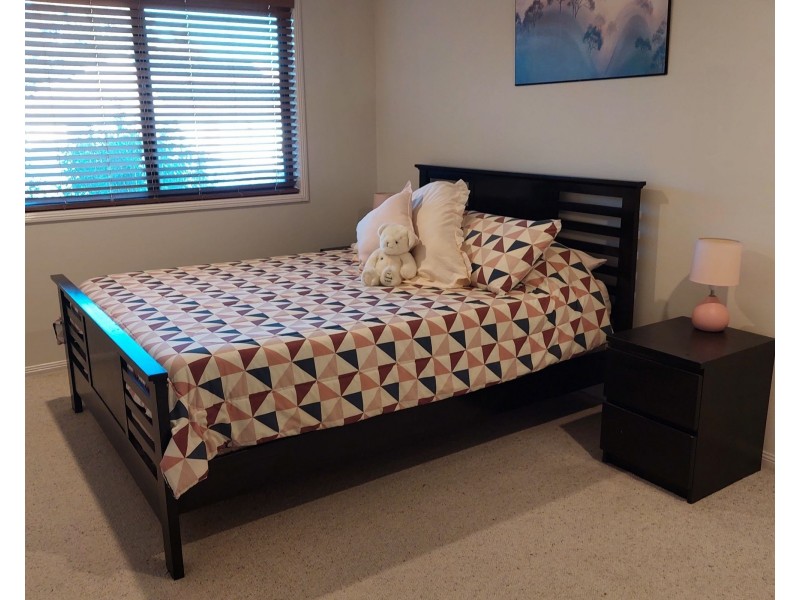 11 Bellfield Place, Westlake QLD 4074