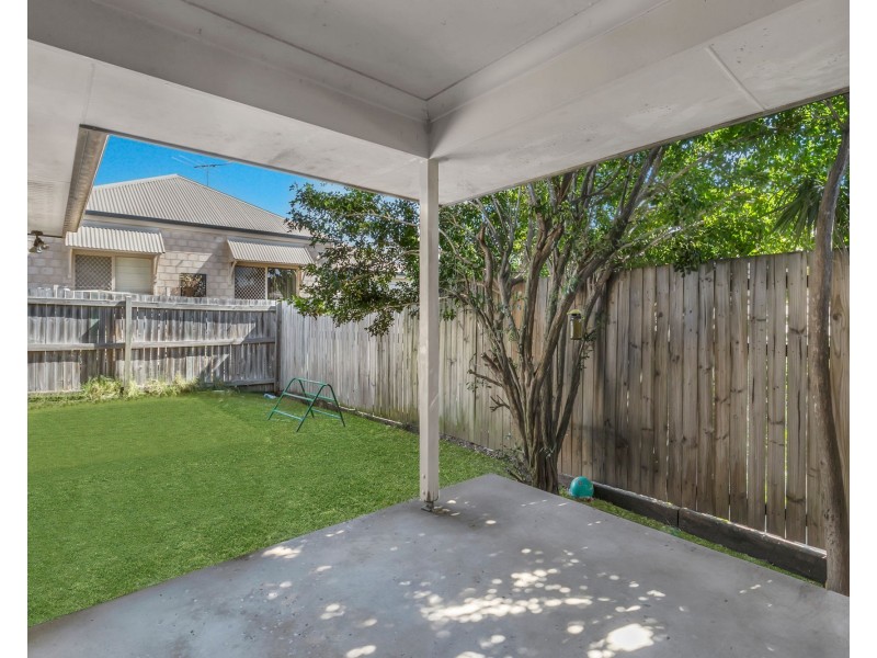 17 Park Edge Drive, Springfield Lakes QLD 4300