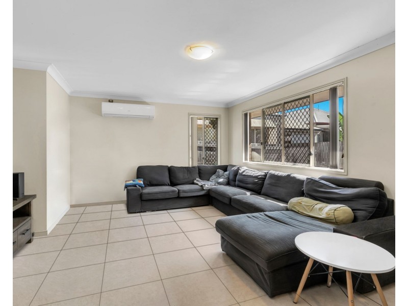 17 Park Edge Drive, Springfield Lakes QLD 4300