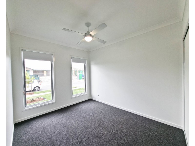 13 Saintly Road, Logan Reserve QLD 4133