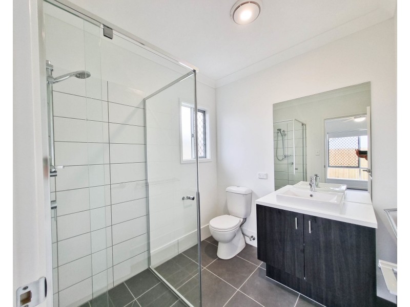 13 Saintly Road, Logan Reserve QLD 4133