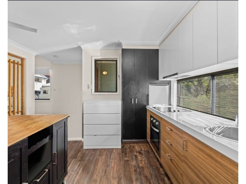 2/7 Barker St, Ipswich QLD 4305