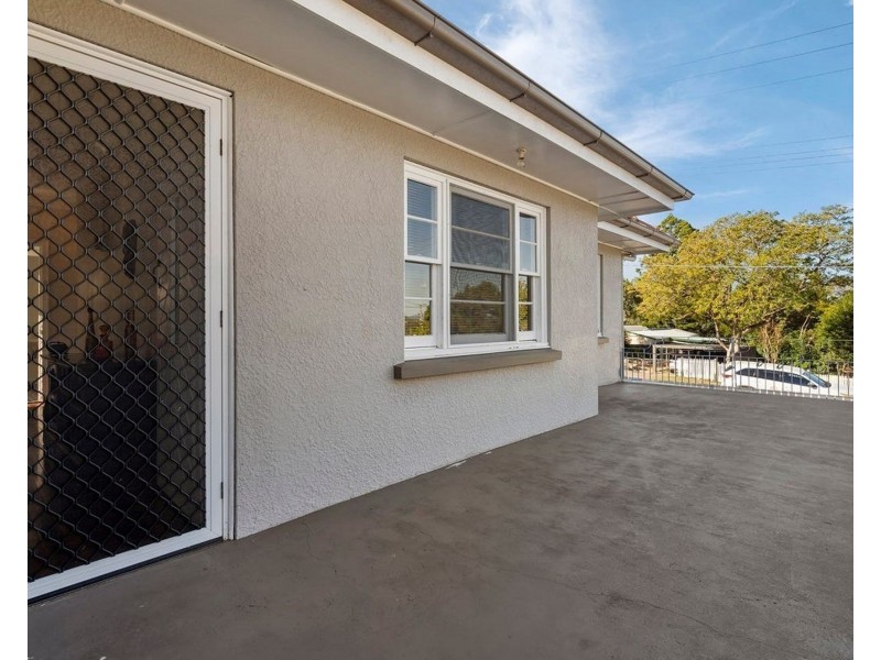 16a Freeman St, North Ipswich QLD 4305