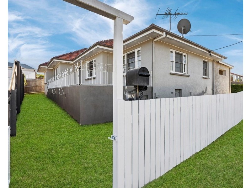 16a Freeman St, North Ipswich QLD 4305
