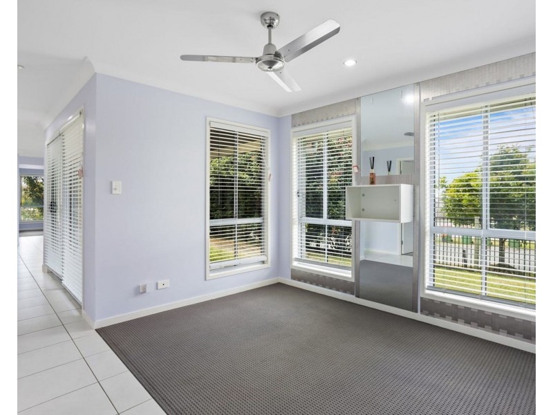2 McNab St, Yarrabilba QLD 4207