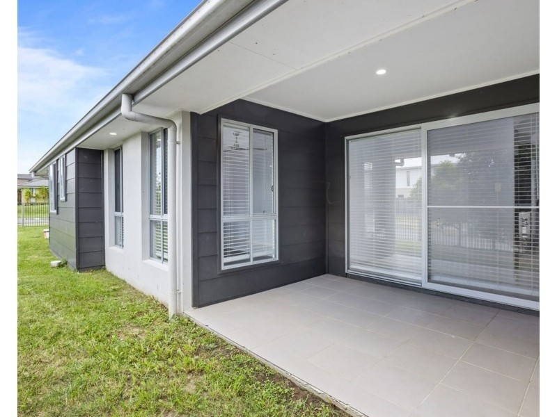 2 McNab St, Yarrabilba QLD 4207