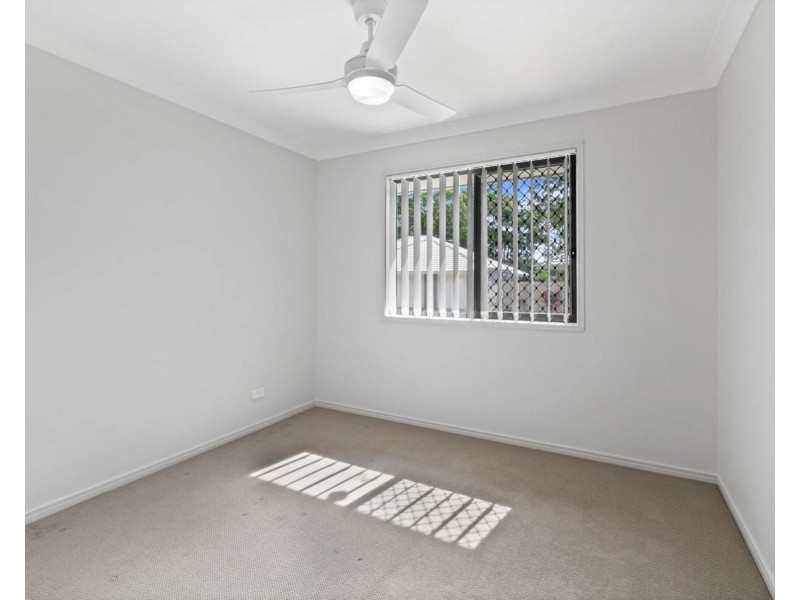 2/20a macaranga Street, Marsden QLD 4132