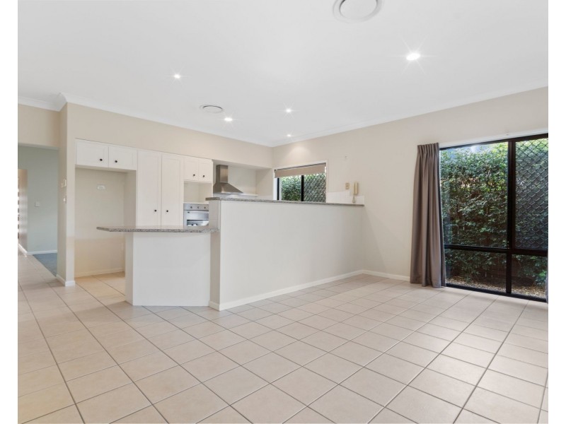 24 Summit Dr, Springfield Lakes QLD 4300