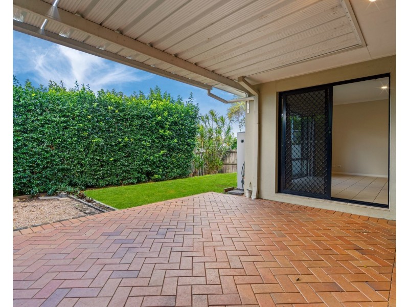24 Summit Dr, Springfield Lakes QLD 4300