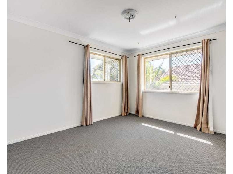 16 Kaboora crescent, Westlake QLD 4074