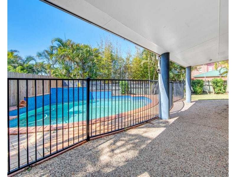 16 Kaboora crescent, Westlake QLD 4074