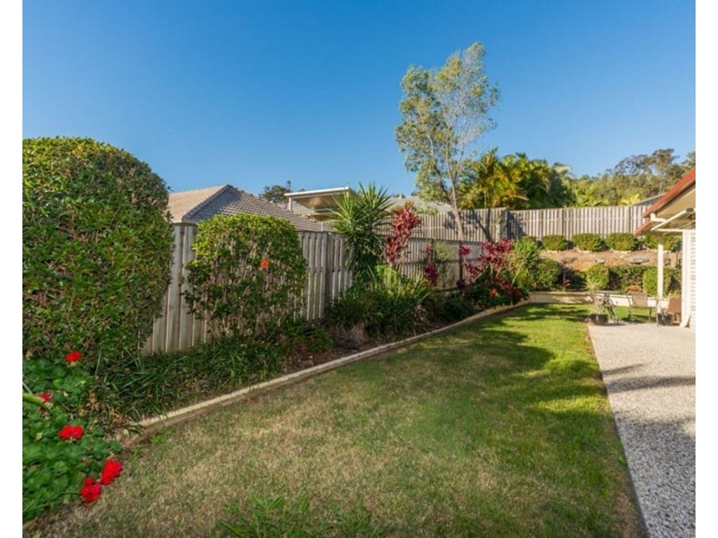 36 Gerard St, Pacific Pines QLD 4211