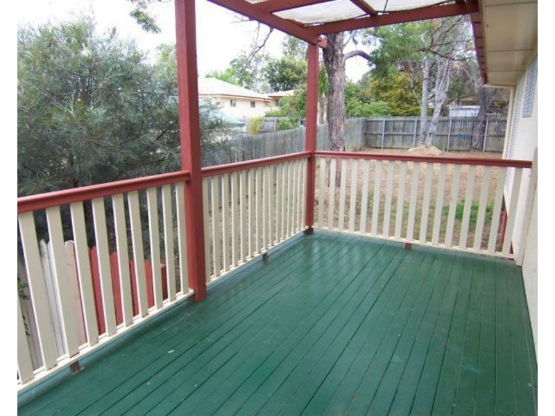 68 Jane Street, Leichhardt QLD 4305