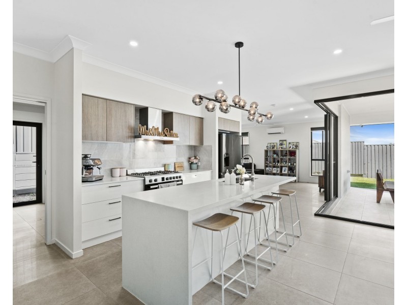 38 Quartz Crescent, Collingwood Park QLD 4301
