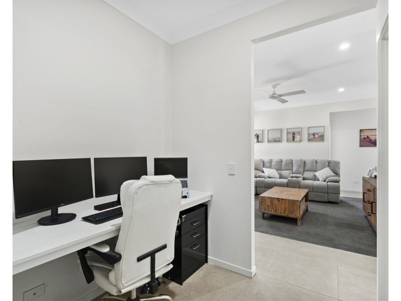 38 Quartz Crescent, Collingwood Park QLD 4301