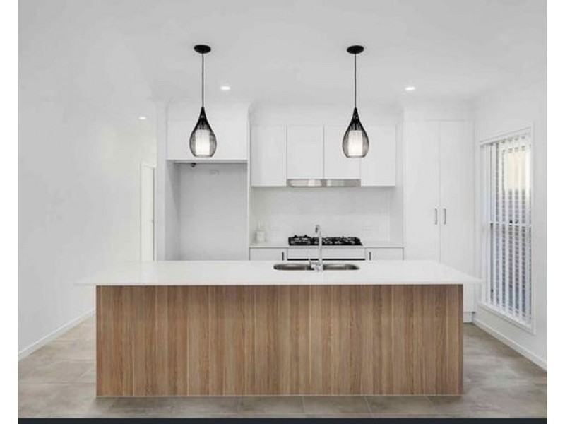 16 Nicholas Street, Collingwood Park QLD 4301