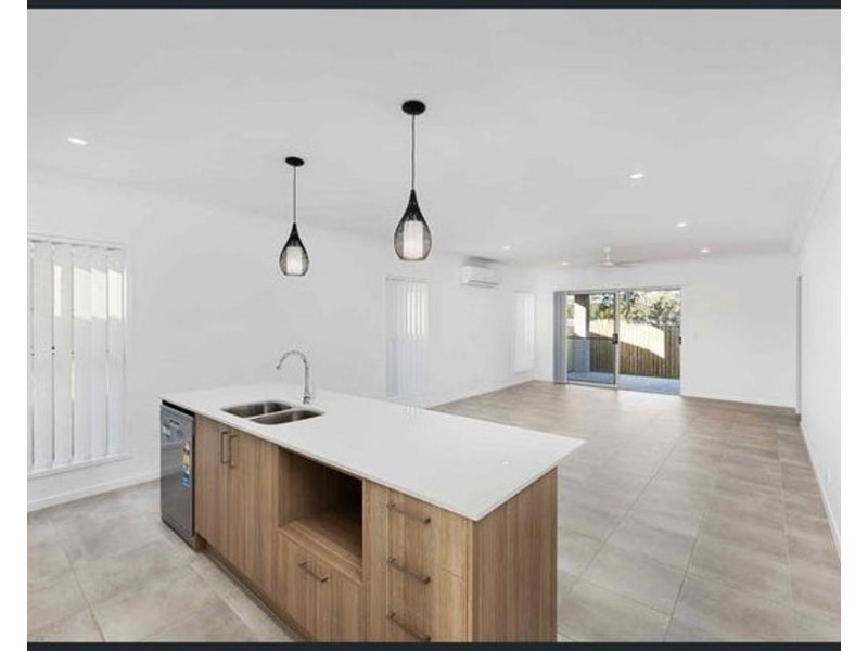 16 Nicholas Street, Collingwood Park QLD 4301