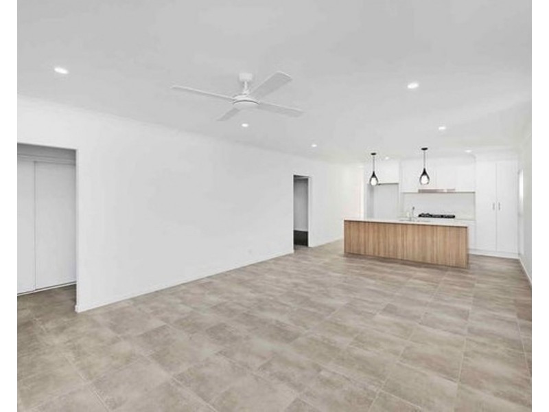 16 Nicholas Street, Collingwood Park QLD 4301