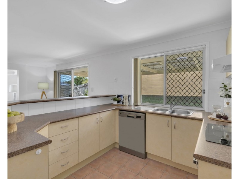 49 Lakeview Drive, Deebing Heights QLD 4306