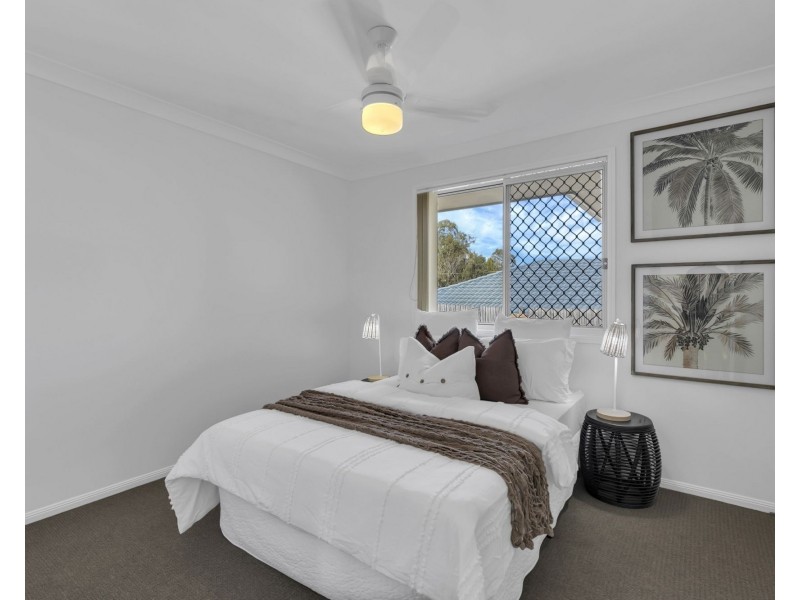 49 Lakeview Drive, Deebing Heights QLD 4306