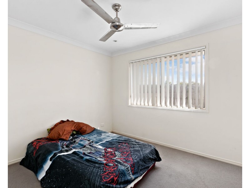 2/13 Chris Street, Redbank QLD 4301