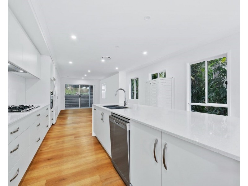 16B Merlin Terrace, Kenmore QLD 4069