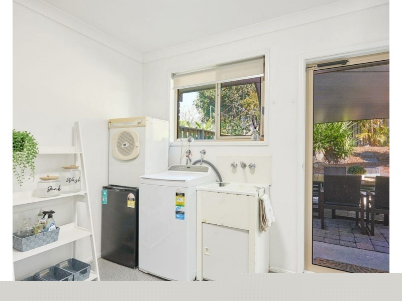 47 Montezuma Dr, Burleigh Waters QLD 4220