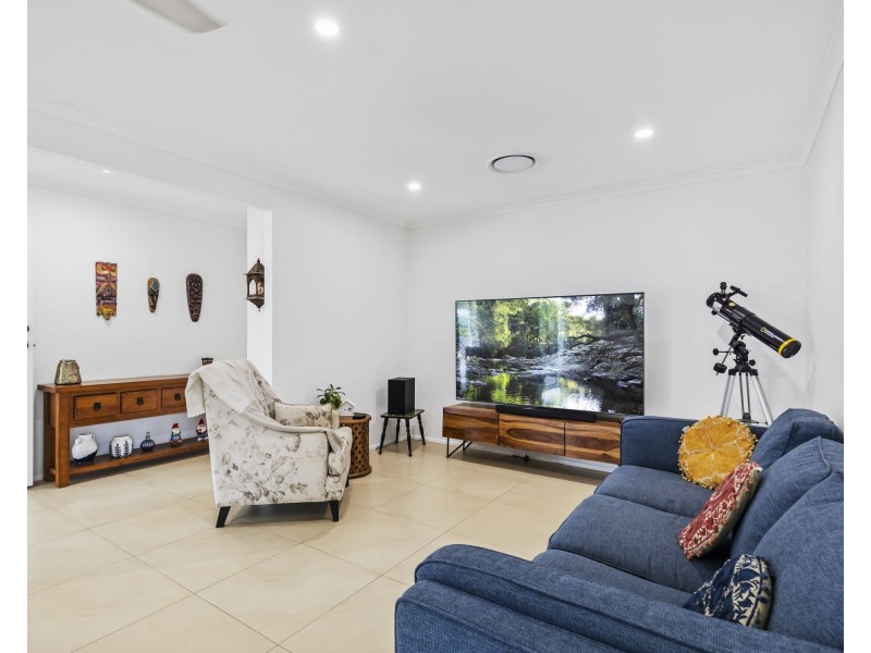 18 Chateau Street, Carseldine QLD 4034