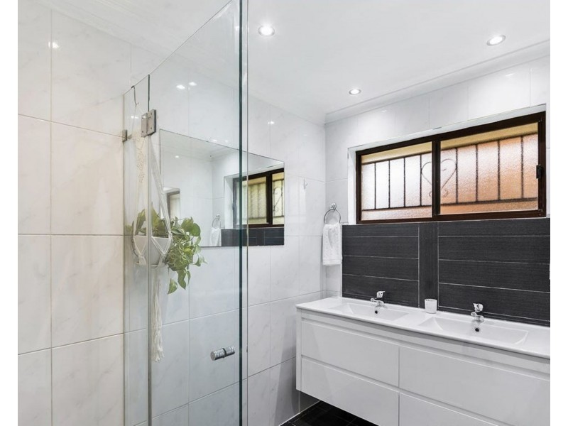 31 Thistlebank Street, Durack QLD 4077