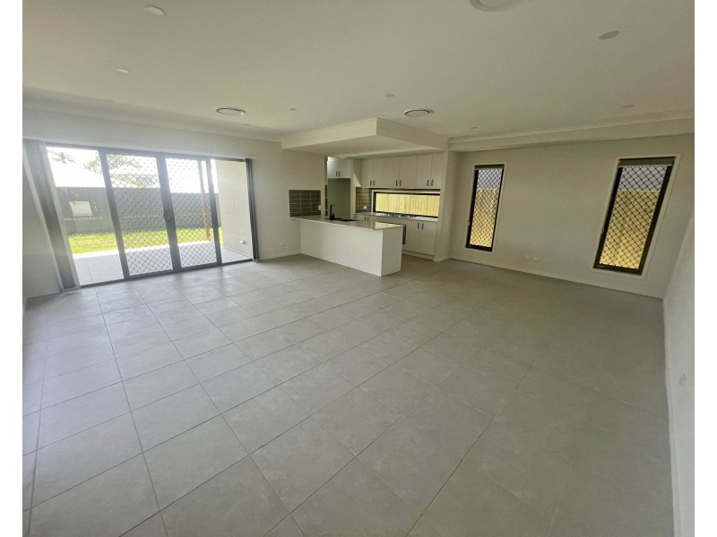 46 Pearl St, Pallara QLD 4110