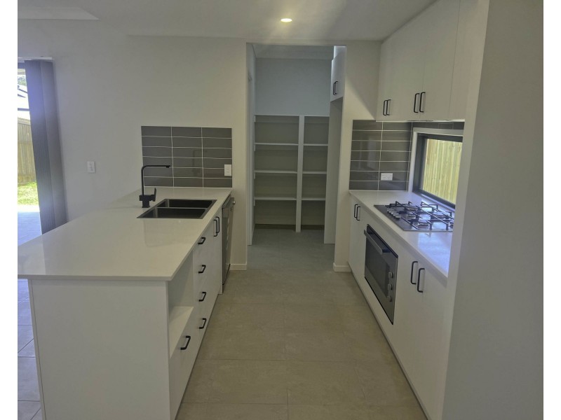 46 Pearl St, Pallara QLD 4110