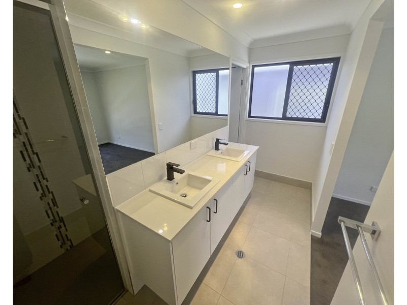 46 Pearl St, Pallara QLD 4110