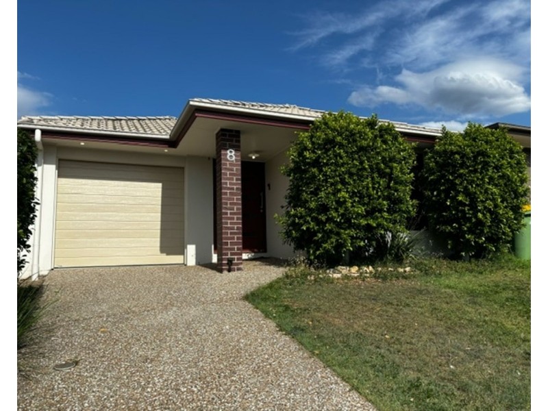 8 Kinkajou St, Deebing Heights QLD 4306