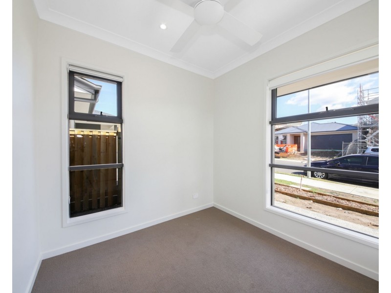 24 Eucalyptus Cct, Springfield QLD 4300