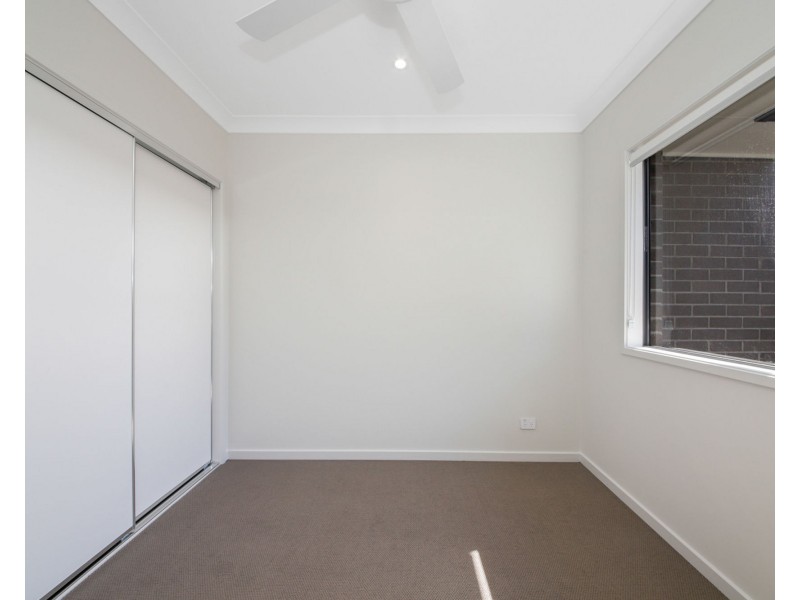 24 Eucalyptus Cct, Springfield QLD 4300