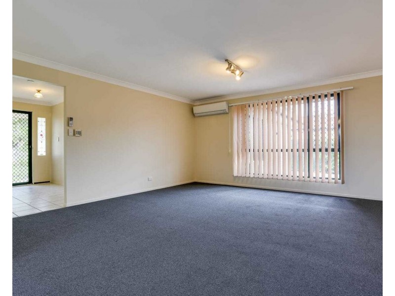12 Doran Cl, Westlake QLD 4074