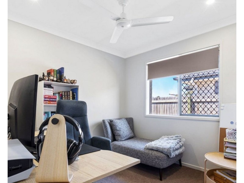 27 Essex Street, Karalee QLD 4306