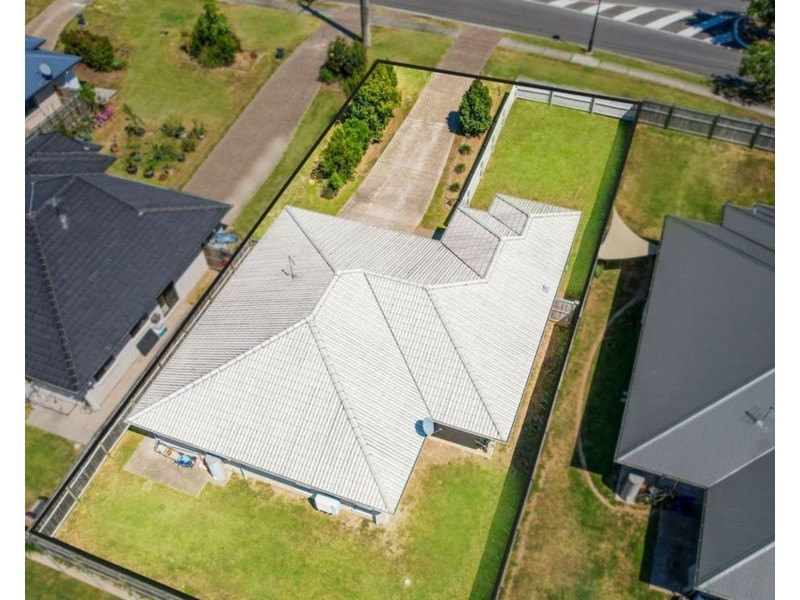 27 Essex Street, Karalee QLD 4306