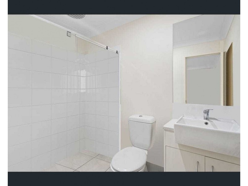 2/10 Westray Crescent, Redbank Plains QLD 4301