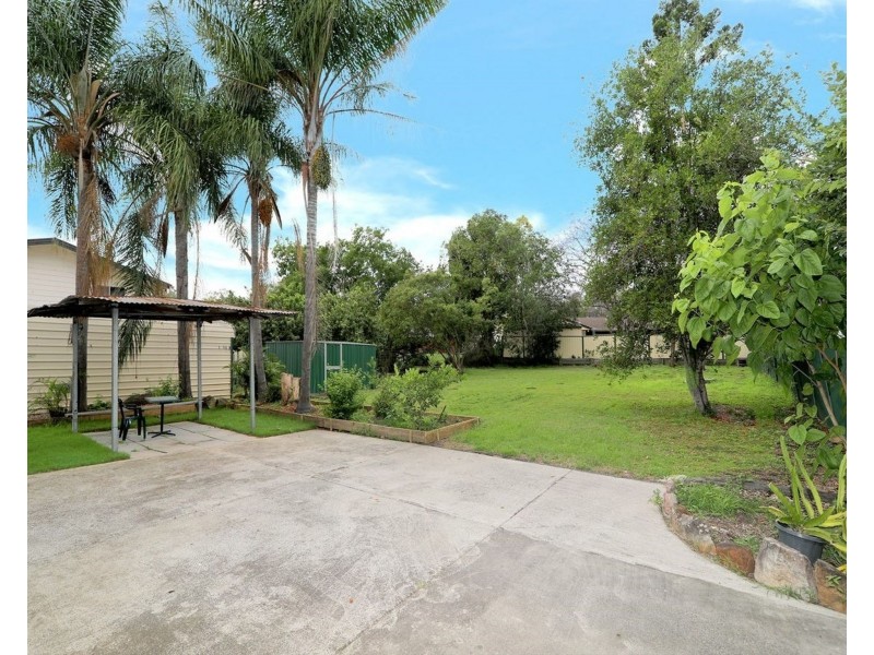10 Kirton, Redbank Plains QLD 4301