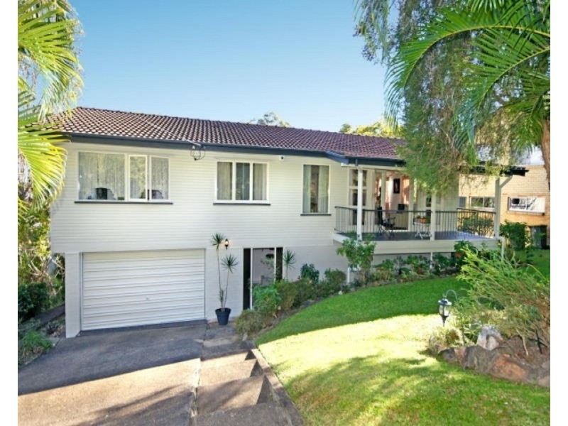 16 Byambee St, Kenmore QLD 4069