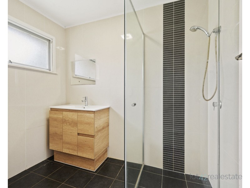 16 Byambee St, Kenmore QLD 4069